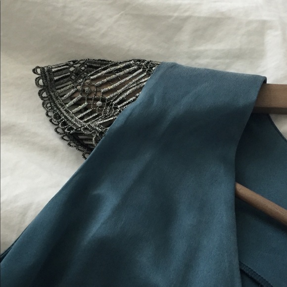 Dress - Picture 3 of 5